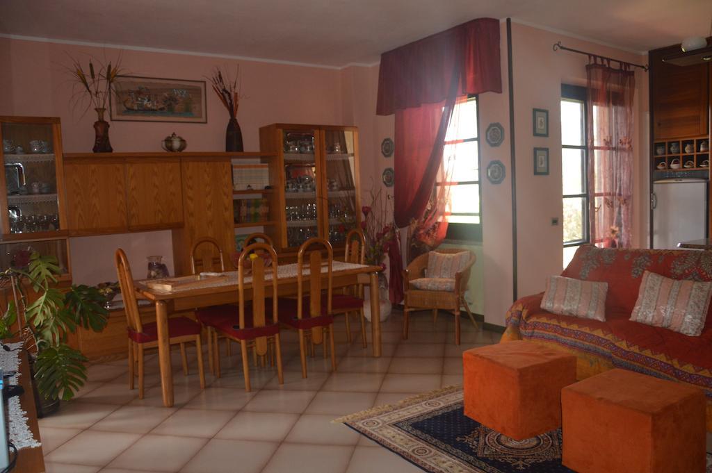 B&B Fra E Fe Arborea Exteriér fotografie